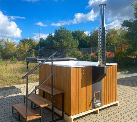 Купель Фурако Polar Spa ELITE QUATTRO 180 квадратная с интегрированной печью для 4 человек (термососна темная) фото  фото - 11